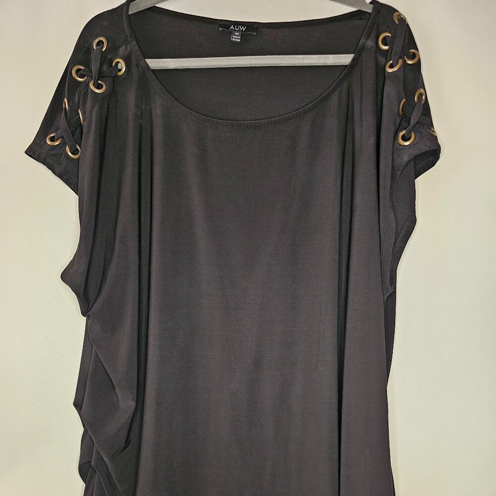 🖤 AUW Rivet‑Sleeve Black Top – 3X 🖤